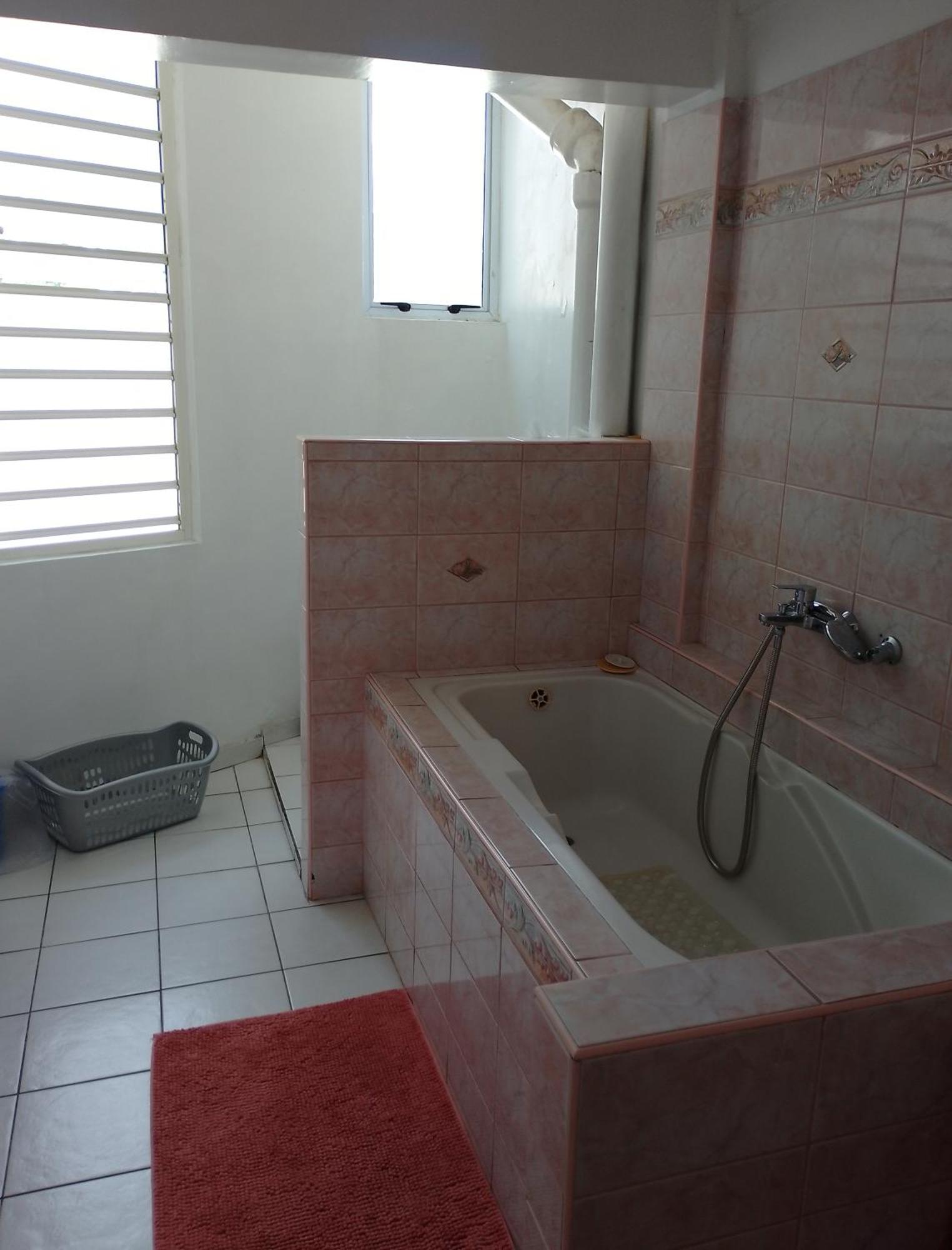 Revolution Tahiti Apartment Papeete  Exterior photo